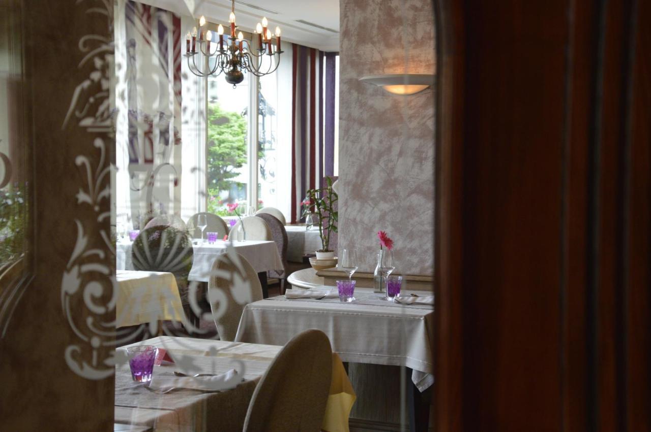 Hotel Restaurant Le Bristol Niederbronn-les-Bains Exterior foto